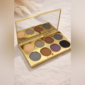 MAC Cosmetics Whitney Houston Eyeshadow Palette